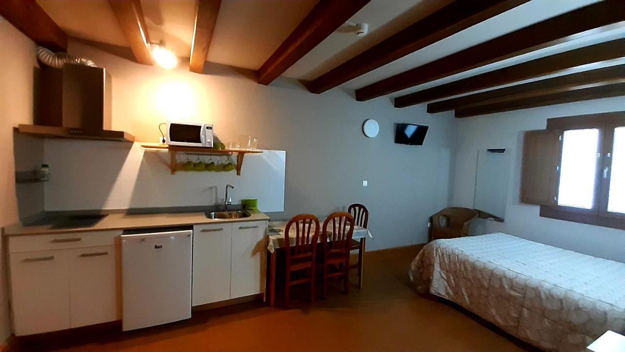 Hostal-Cicloturismo Lopenea Leitza  Bagian luar foto