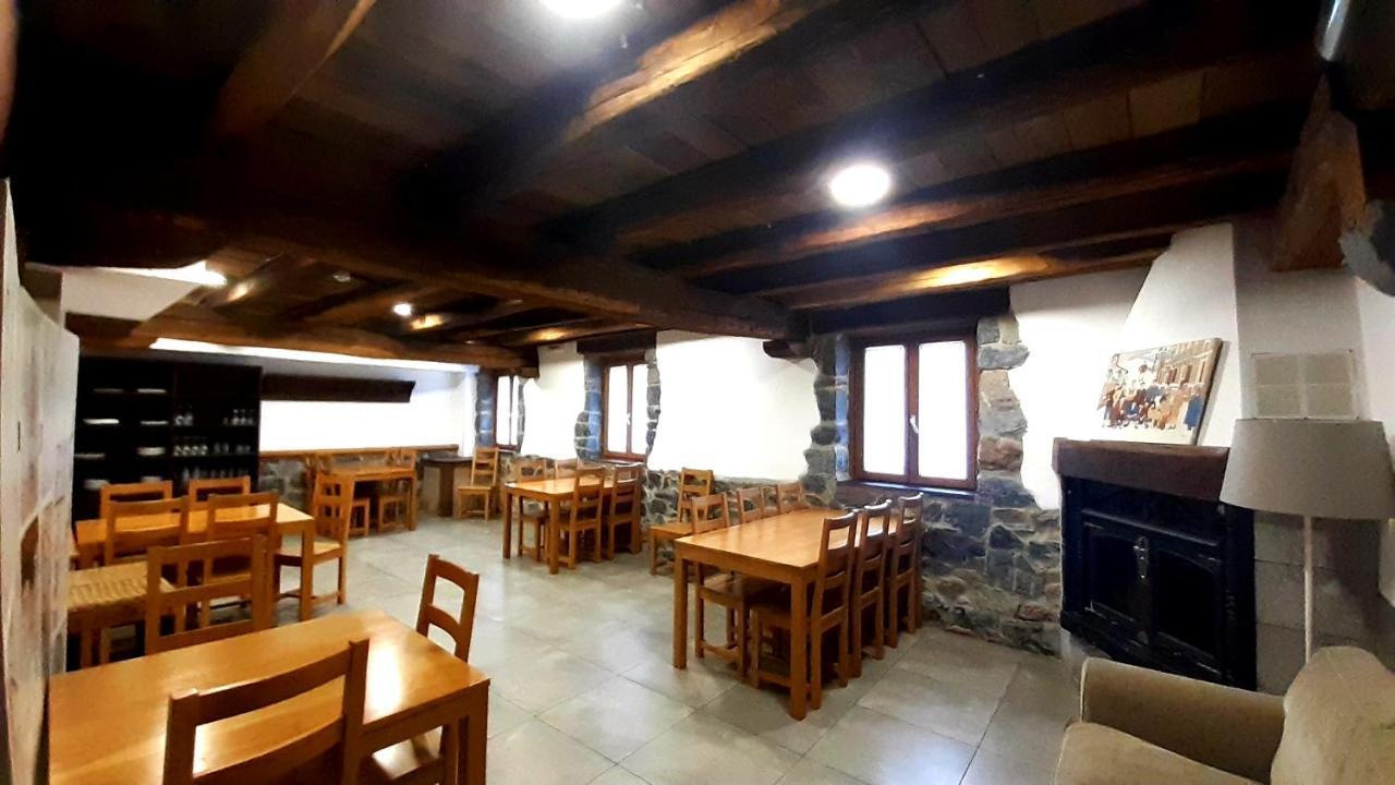Hostal-Cicloturismo Lopenea Leitza  Bagian luar foto