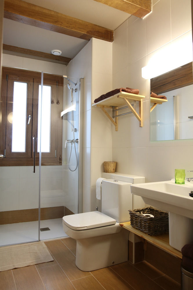 Hostal-Cicloturismo Lopenea Leitza  Bagian luar foto