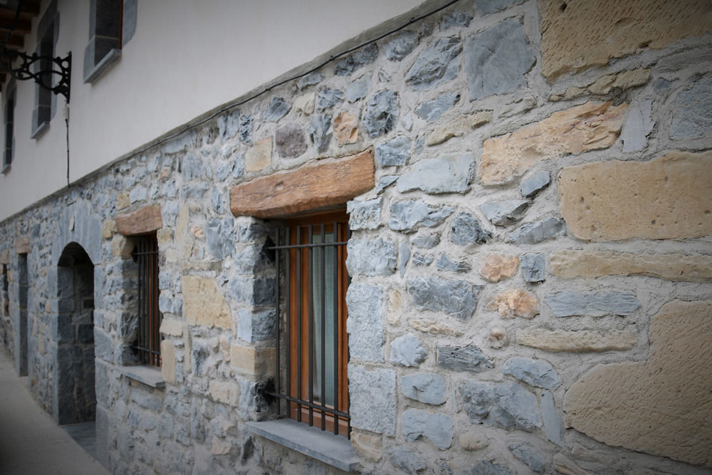 Hostal-Cicloturismo Lopenea Leitza  Bagian luar foto