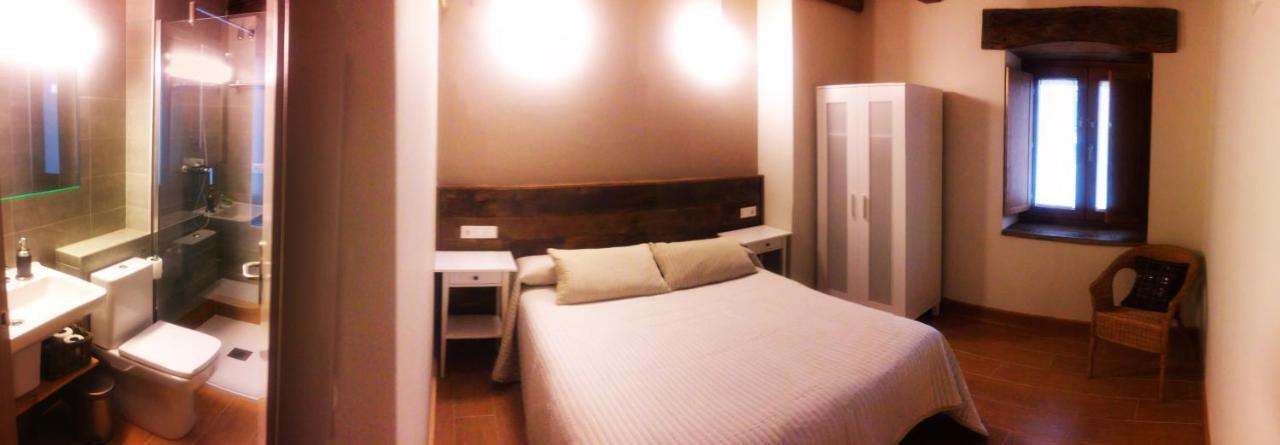 Hostal-Cicloturismo Lopenea Leitza  Bagian luar foto